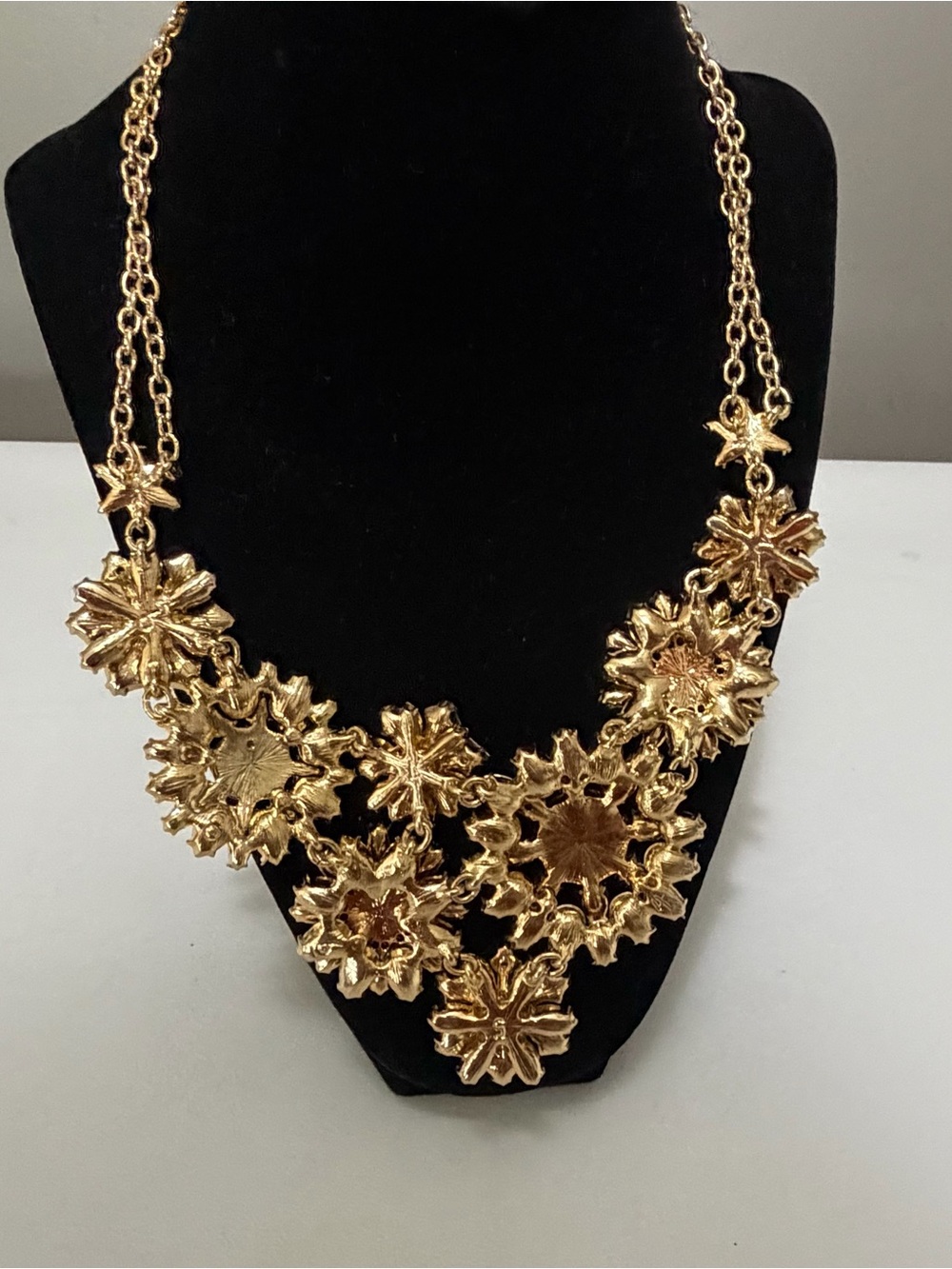 Talbots Multicolor Floral Rhinestone Necklace Bracelet Set with Gold-Tone Chain - Picture 4 of 9